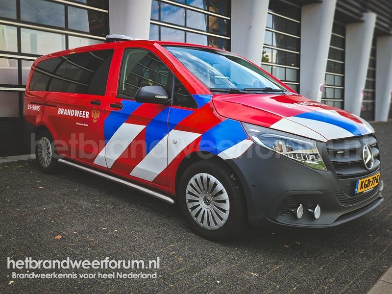 05-9095 Dienstvoertuig Officier van Dienst
