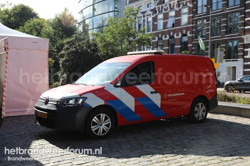 17-1602 Personeel/Materiaalvoertuig
